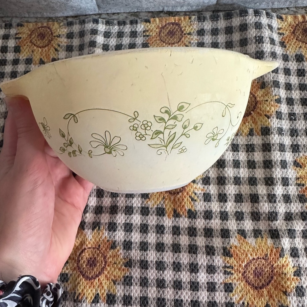 Pyrex Shenandoah Bowl 441 1 1/2 pint